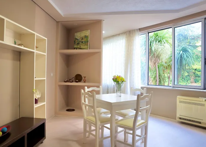 Апартаменты Casa Miel En El Botanico *