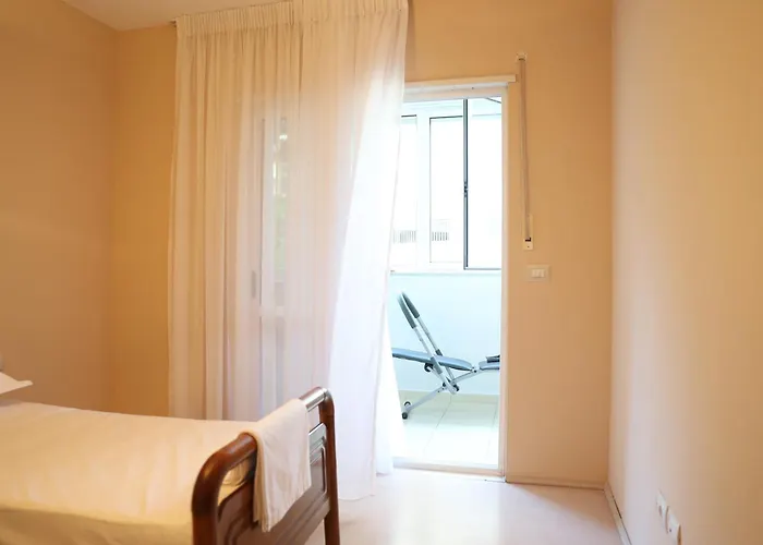 Apartment Casa Miel En El Botanico Tirana